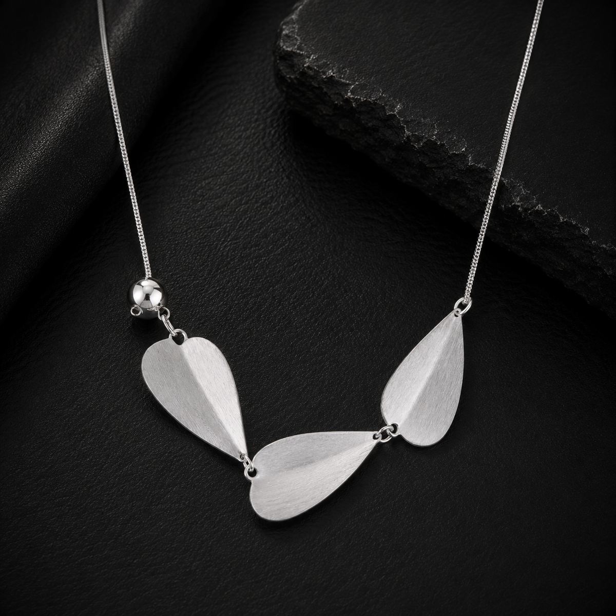 Élise Necklace