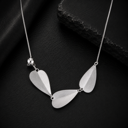 Élise Necklace
