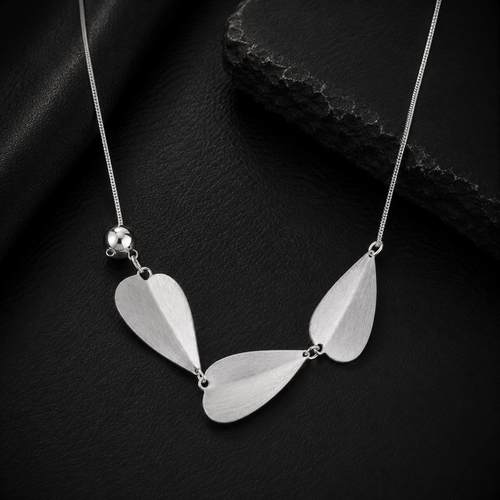 Élise Necklace